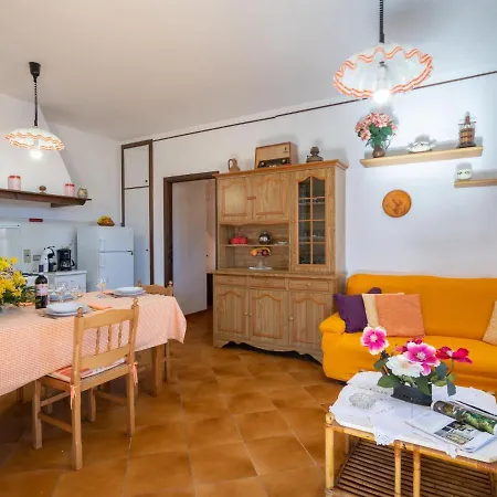 Feriehus Holiday Peppina - Tve160 By Interhome Tavole